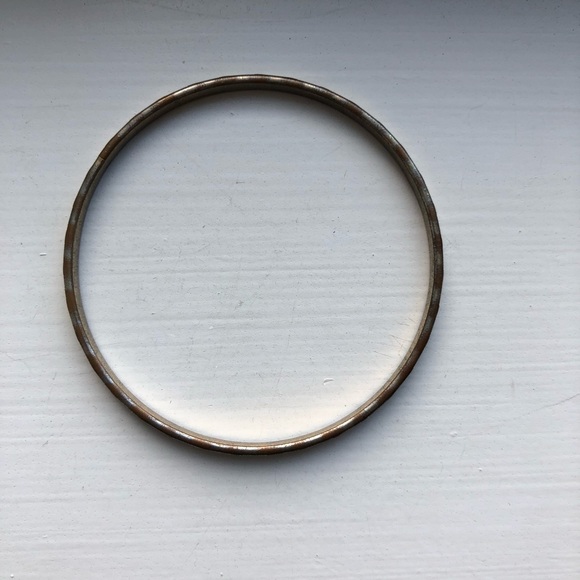 Vintage gold striped stacking bangle bracelet - Picture 2 of 5